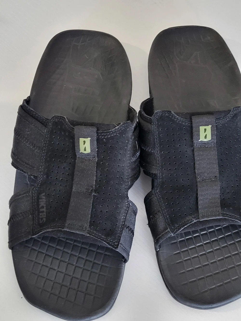 Viktos Ruck Recovery Black Nightfjall Comfort EVA Sandal Slide Shoe Men 12 EUC